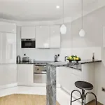 Bnbnova - 2br 2ba Le Marais & Place Des Vosges Lägenhet