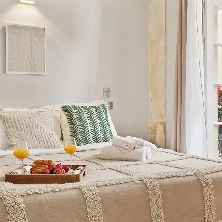 Bnbnova - 2br 2ba Le Marais & Place Des Vosges Parijs